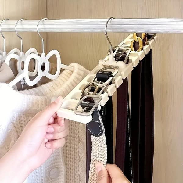 Beige väri, vyöhylly, mahtuu jopa 10 vyötä