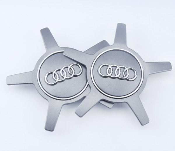 Passer for Audis modifikasjon av A4L A6L senterdeksel, 1 stk
