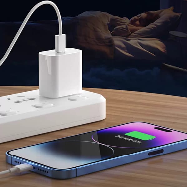 2-pack snabbladdare för iPhone 11/12/13/14 med 2 m kabel