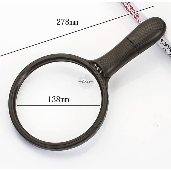 138 mm stort læseglas med LED-lys, meget let