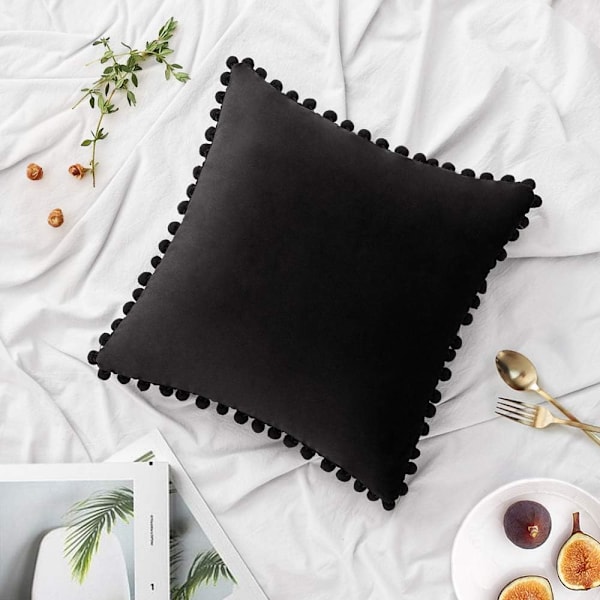 2 kpl Sametinen Tyynynpäällinen Pompom-Koristeella