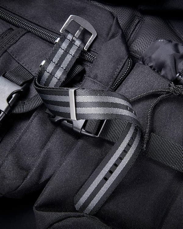 Militær nylon urrem udskiftning urrem med sort/sølv