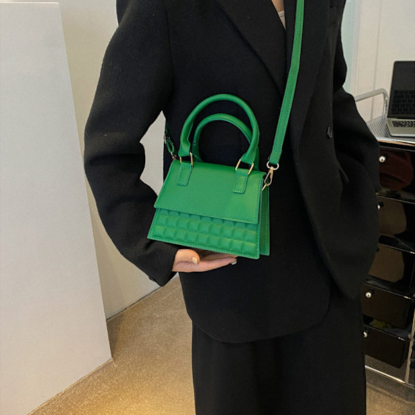 Ny enkel casual axelväska mode PU messenger väska enkel liten väska kvinnor