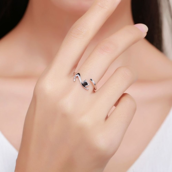 Justerbar öppning för slät silver med minimalistisk katt silverring