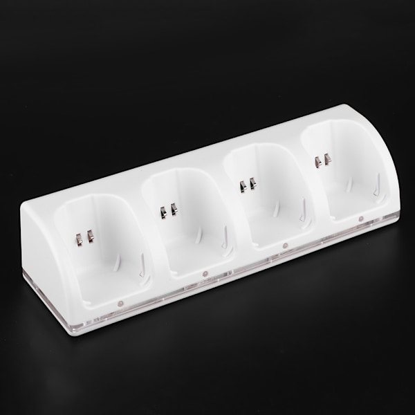 Vit 4 i 1 laddningsstation laddare med 4 st 2800 mAh batteri för Wii / Wii Uremotes2800 mAh batteri