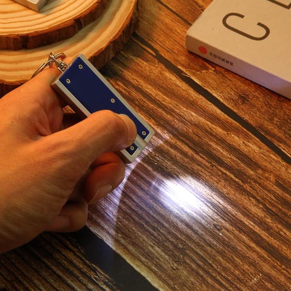 12 stk. mini LED nøgleringe, nøgleringe, mini lommelygter, hund