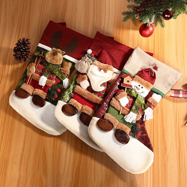 Julstrumpor, stora strumpor, jultomte, snöflinga, ren