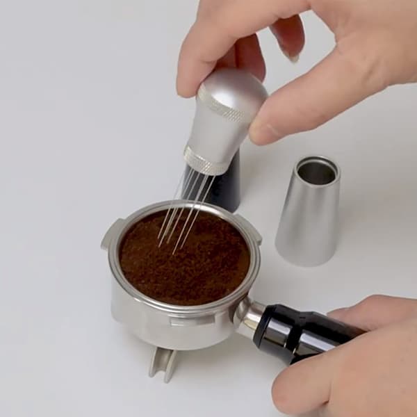 Tilbehør til kaffedistributionsværktøj, aluminiumsgreb, indbygget magnet