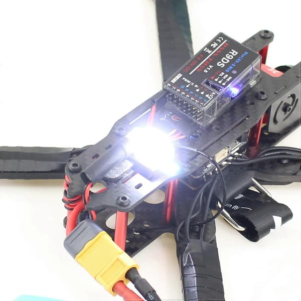 1 Styk Xenon Natfrekvens Flash Auto Strømindgang Til Rc Multi-rotor (dobbelt Lampe 5-26v Spænding)