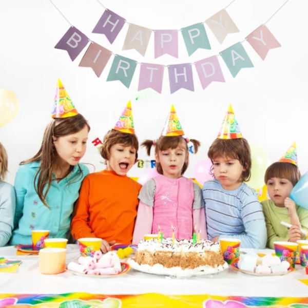 Färgglada bokstäver Happy Birthday Banner Batter - Barn