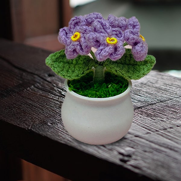 Lilla Håndlagde Heklede Blomster Forglemmegei-Små Blomsterpotter, Simulerte Kunstige Blomster Små Ornamenter for Hjemmekontor Skrivebordsdekorasjoner