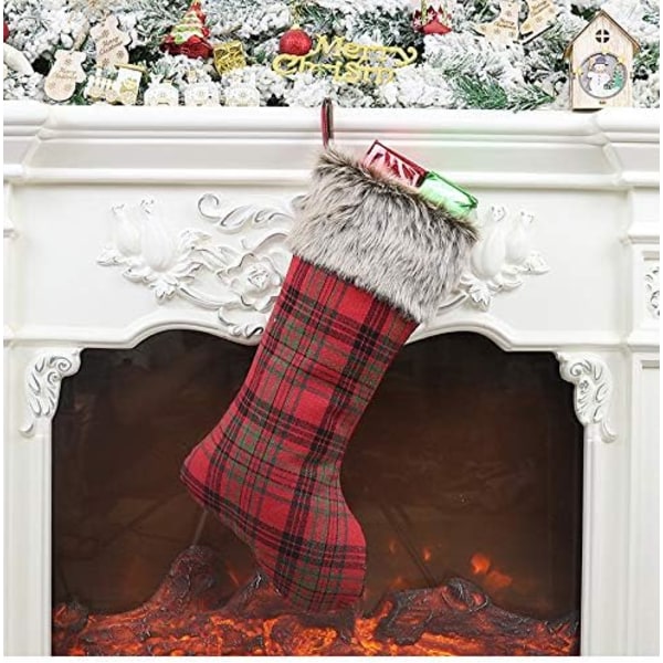 Rustik Buffalo Plaid Julestrømpe, Udsøgt Håndværk med Rent Håndsyet og Tredobbelt Lag Design, Til Dekoration af Pejs og Juletræ