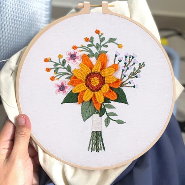3-delt blomsterbroderisett