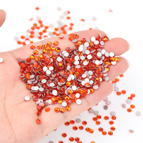 Flade Rhinestones til Neglekunst