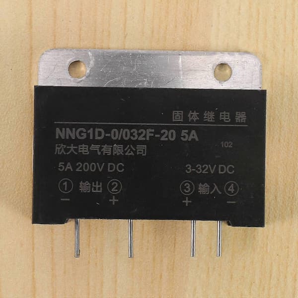 Kylfläns Ingång 3-32v DC Utgång 5A 200V DC PCB-monterad SSR Solid State Relä