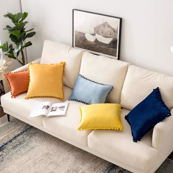 2 kpl Sametinen Tyynynpäällinen Pompom-Koristeella