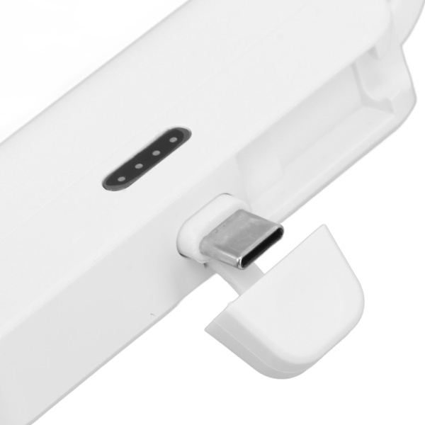 Mini Kannettava Latauslaite Monitoiminen Sisäänrakennettu Kaapeli IOS-liitäntään Type C 2 in 1 Mini USB C Power Bank Hätätilanteisiin