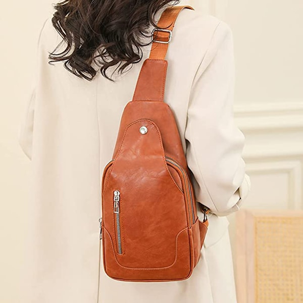 Kvinnor Sling Bag Chestation Bag Liten Axelväska Läder Crossbody Bred rem Axelväska Mini Ryggsäck Unisex för utomhussport Fotvandring