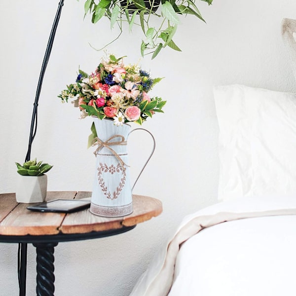 Vintage-tyylinen kukkavasi sydän maitoastia rauta kukkaruukku Shabby Chic