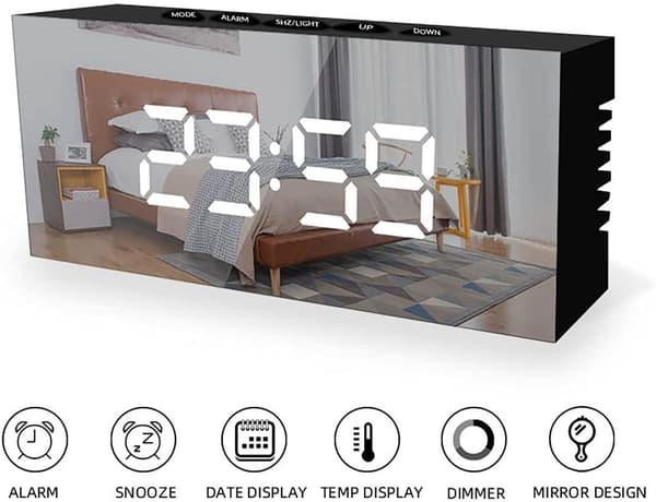 Et sort digitalt vækkeur med et stort spejlur med LED-diode