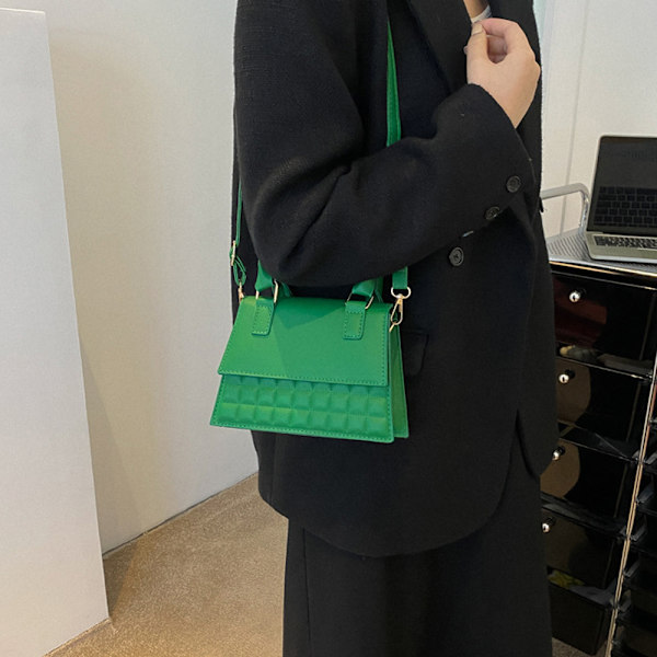 Ny enkel casual axelväska mode PU messenger väska enkel liten väska kvinnor