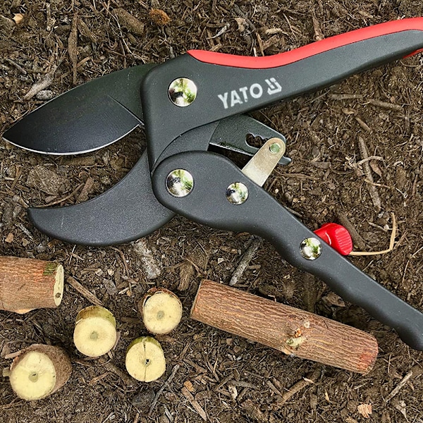 Effektiv trädgårdssax, ergonomisk design som säkerställer minskad handtrötthet vid långvarig användning