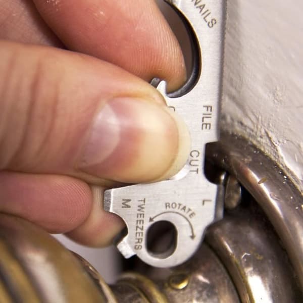Multifunktionel gadget - HN2291 - Rustfrit stål - 8 i 1 - Flaskeåbner - Grå nøglering