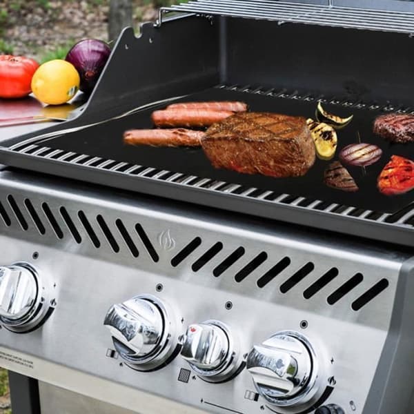 Sæt med 4 genanvendelige non-stick bageplader til gasgrill Sort Svart