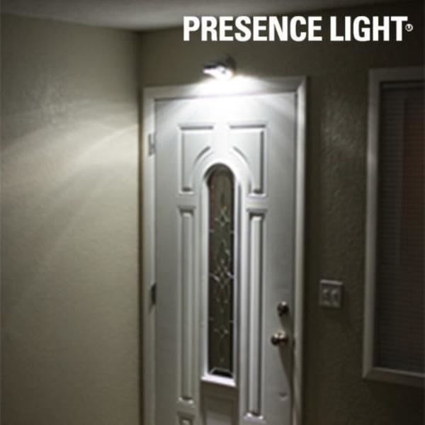 Lampa - Närvaroljus - med rörelsesensor - Vit