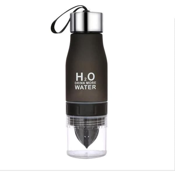 H2O Urheiluvesipullo hedelmäinfuserilla ja infuserilla 650 ml Useita värejä 70 -