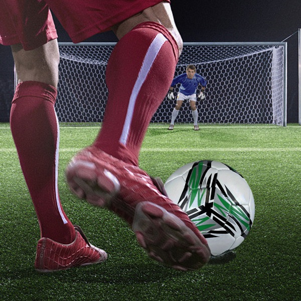 1/2 högelastisk fotboll för träning gjord av PVC och PU green Size 4 1Set