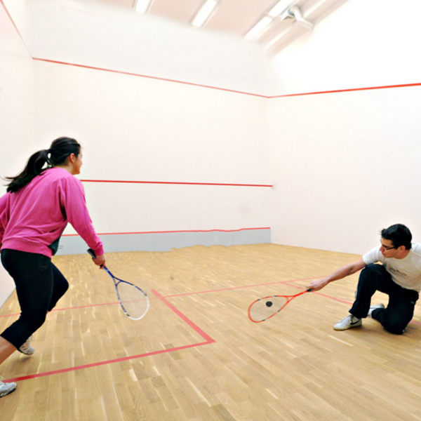 Professionella squashbollar - robust och tålig gummislang Single yellow dot