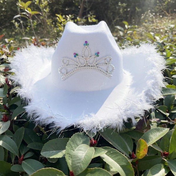 Nyhet Cowboyhatt Dam Cowgirlhatt för förlovningsfest Fancy White feather crown hat