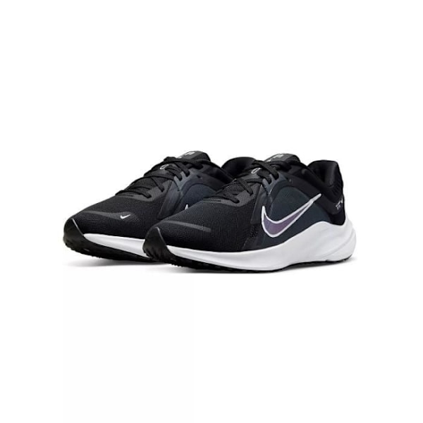 NIKE WMNS NIKE QUEST 5 løbesneakers - Sorte - Damer - Flad hæl - Snørebånd Svart 40