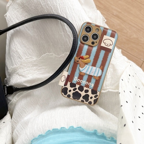 Etui til iPhone 14 blå og brune striper + brodert dachshund Retro tegneserie kontrasterende farger dachshund lærtekstur