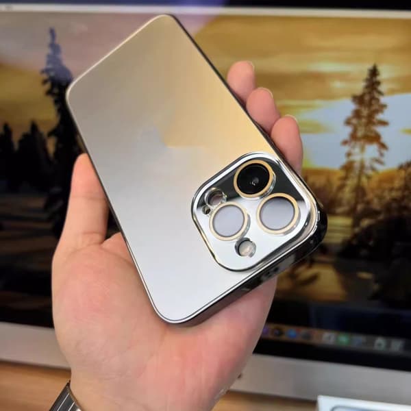 Fodral för iPhone 16 E Frostat Linsdetalj Silvergrå