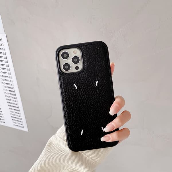 Etui til iPhone 16 Pro sort Margiela trendy full-body med lædertekstur