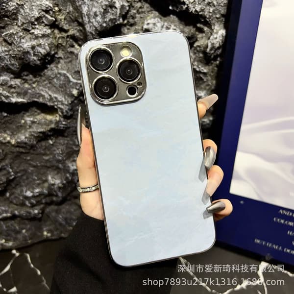 Fodral för iPhone 13 Far Peak Blå Snöberg Lädertextur Elektropläterad Lädertextur Linsskydd