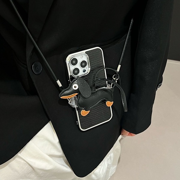 Kotelo iPhone 15PRO:lle (musta krokotiilikuvio) + musta mäyräkoirareppu + crossbody-mäyräkoiranahkainen olkalaukku