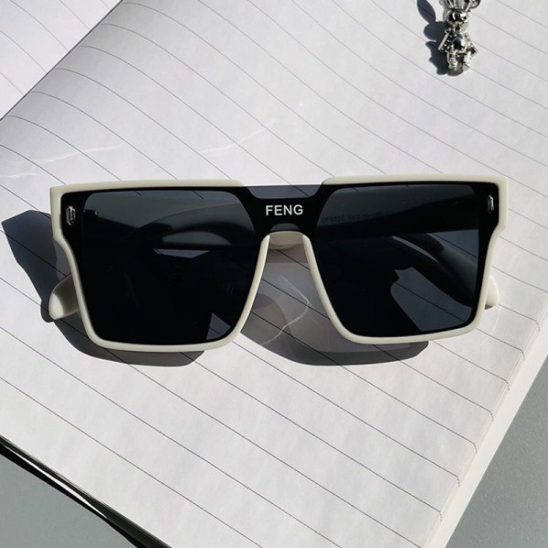 Endelade solglasögon med stor kant i koreansk stil fyrkantiga vindruta solglasögon Big Face Trendiga solglasögon Porcelain white frame Gray piece