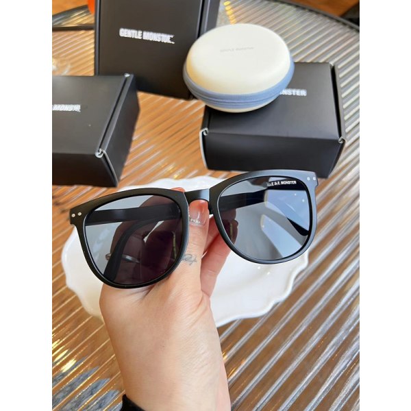 Fällbara glasögon Trendiga vilda solskydd UV-skydd Solglasögon Lättviktsbärande Black