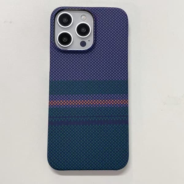 Kotelo iPhone 16 Plus Skin Feel Green