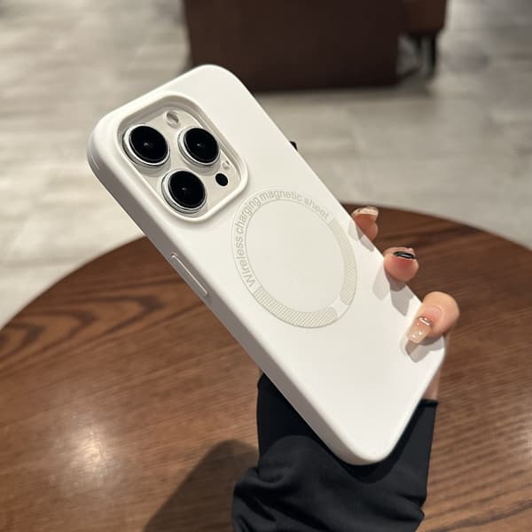 Fodral för iPhone 16 Plus Flytande Silikon Magnetiskt Silikon Vit Noz25240