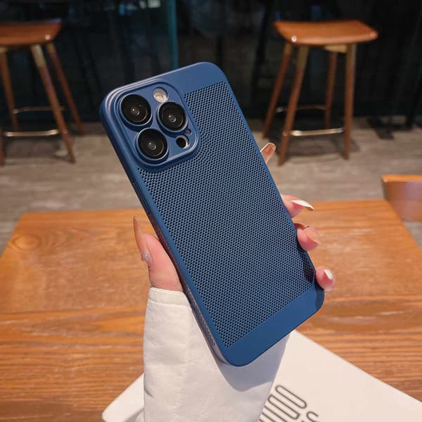 Etui til iPhone 15 Pro Max Skin Feel Linse Detalje Ventileret Mørkeblå