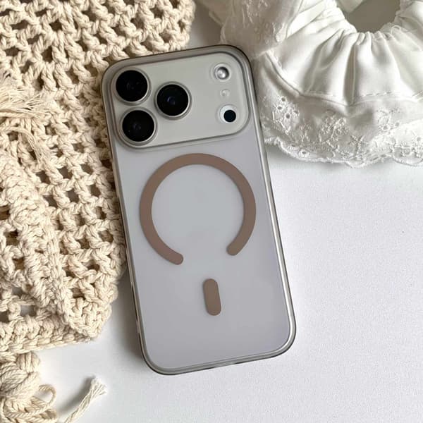 Etui til iPhone 13 Magnetisk Slank Profil Guld Noz29075
