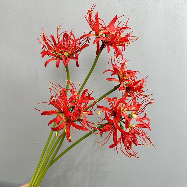 Storm Lily Heminredning Bröllop Foto Rekvisita Konstgjord Blomma Single branch of yellow spider lily