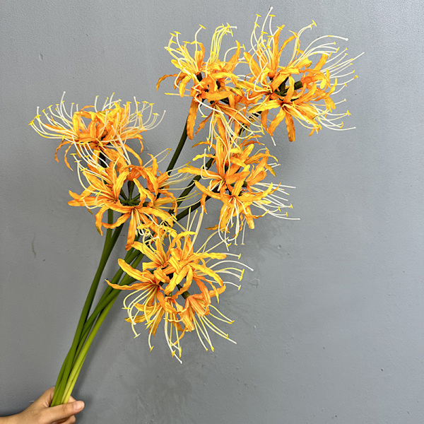 Storm Lily Heminredning Bröllop Foto Rekvisita Konstgjord Blomma Single branch of yellow spider lily