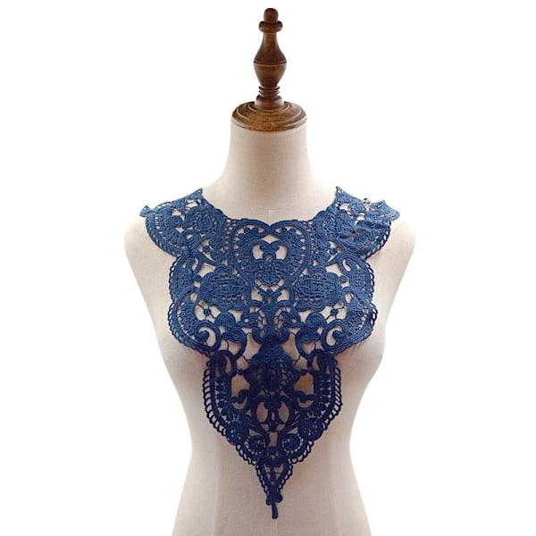 Dame falsk krage Avtakbar halv Milk Silk Brodert Cors Blue Blue