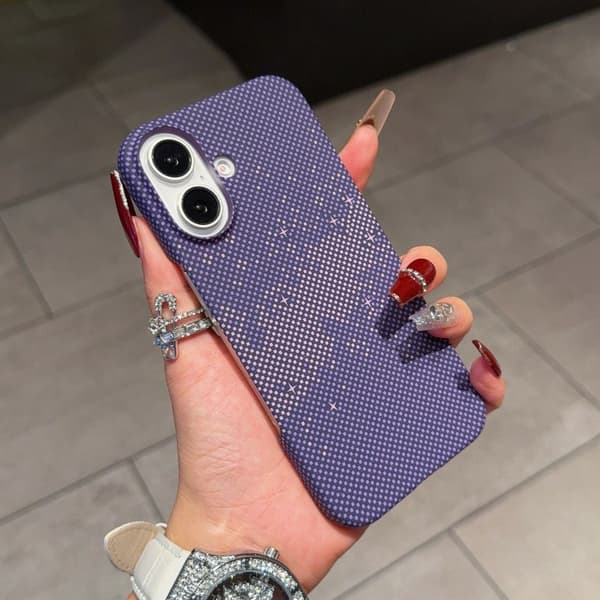 Etui til iPhone 17 Pro kulfibertekstur magnetisk slank profil lilla Noz36126