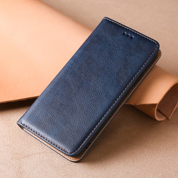 Fodral för iPhone 14 Plus Safirblå Flip Magnetisk